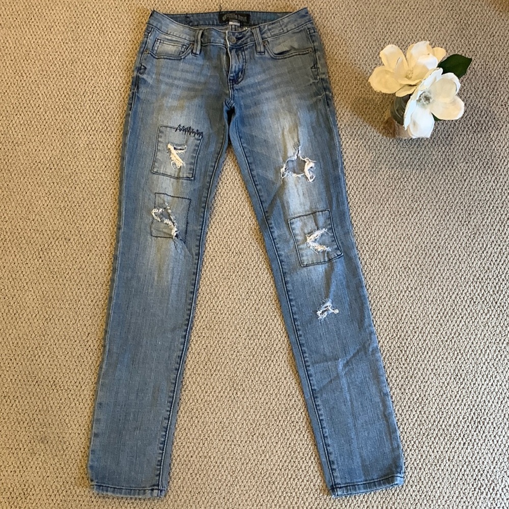 🌹VINTAGE Volcom Brand Jeans • Patched & Distressed Throw - Back!
